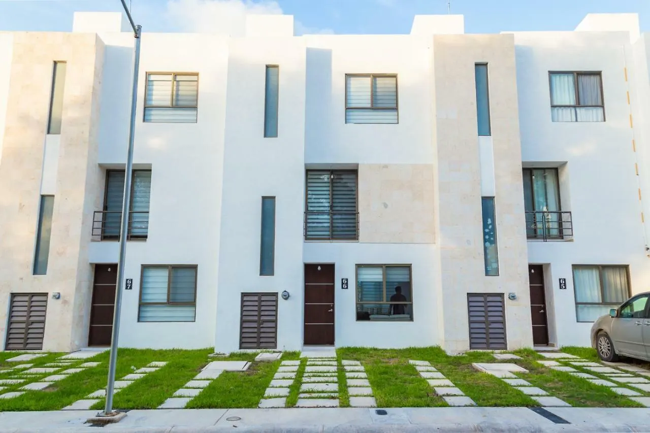 Villa Ana Lucía. Playa del Carmen 0*,